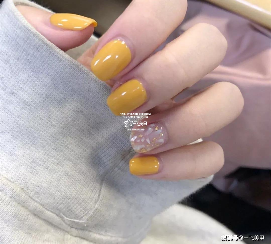 姜黃色跳色美甲，真的美炸了！