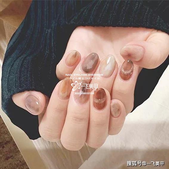 像油畫一樣的臟臟甲，臟得很高級！
