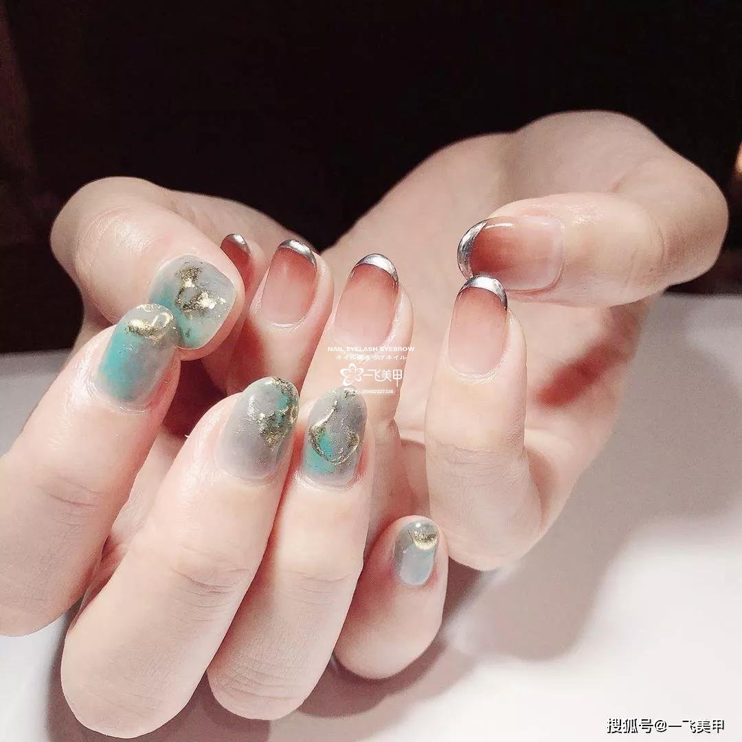 ins風(fēng)AB款美甲？不對(duì)稱也好看！