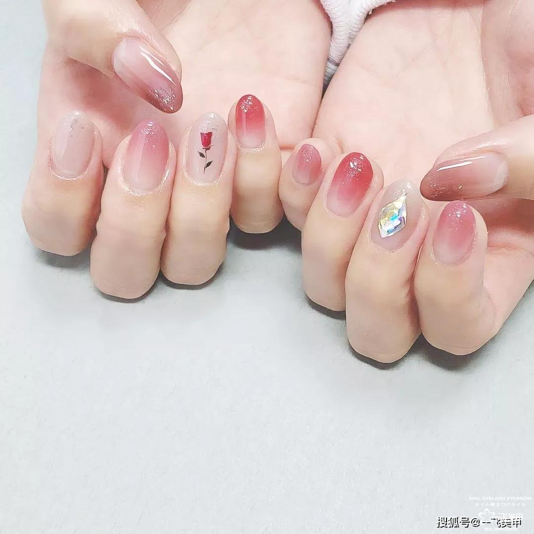 初春做漸變美甲，真的很美~
