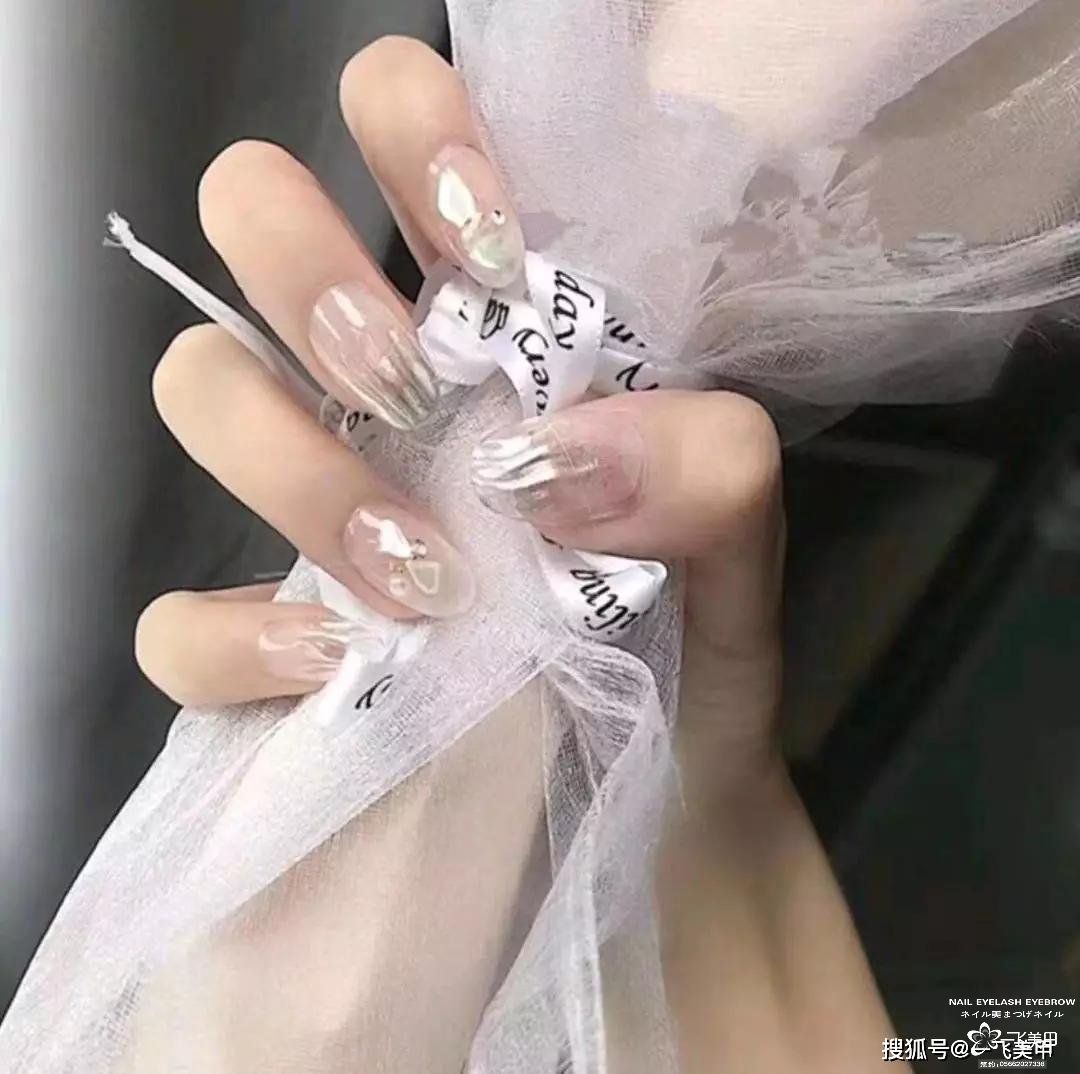 新娘美甲，實(shí)用短款