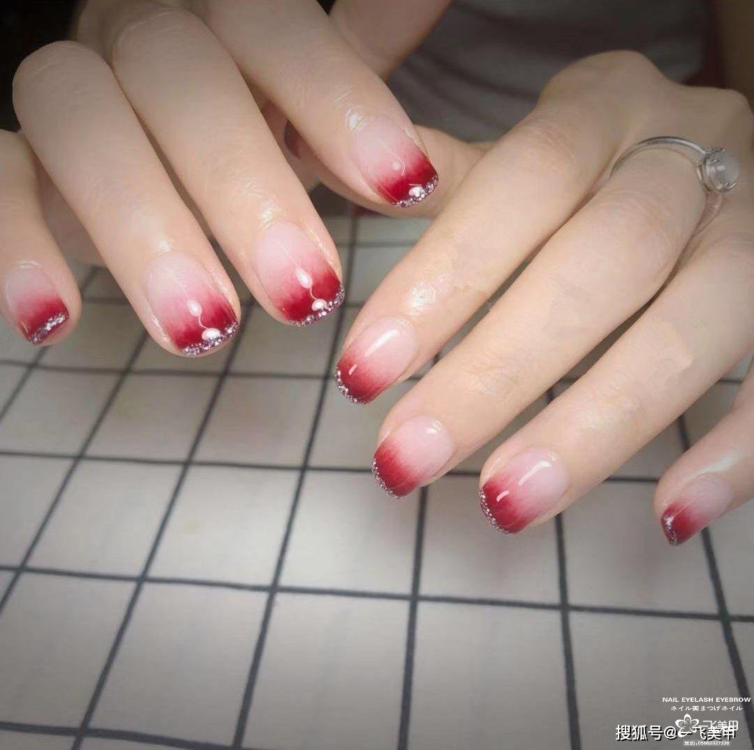 新娘美甲，實用短款
