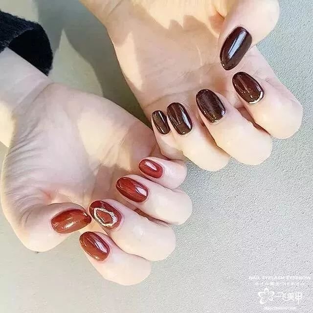 如果世界上還有一個(gè)你，你會(huì)不會(huì)跟她一起做美