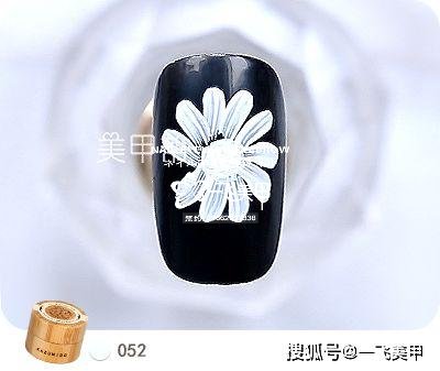 新手也能做的3款新春雛菊美甲