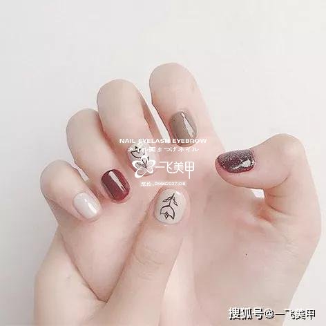 2020年的春季，短指甲做什么款好看？