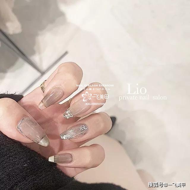 小眾而又顯高級(jí)的日系澀味美甲