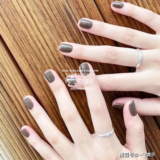 非常受歡迎地純色美甲力薦，極簡而又好看