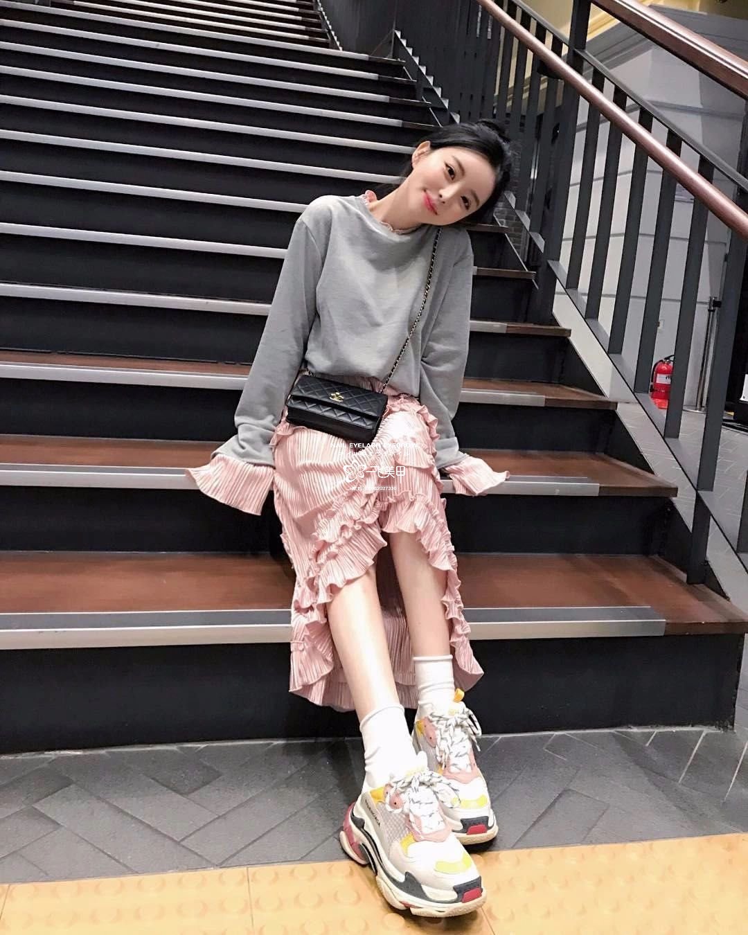 小個(gè)子和高個(gè)子的穿衣搭配技巧來(lái)啦！時(shí)髦又顯瘦！