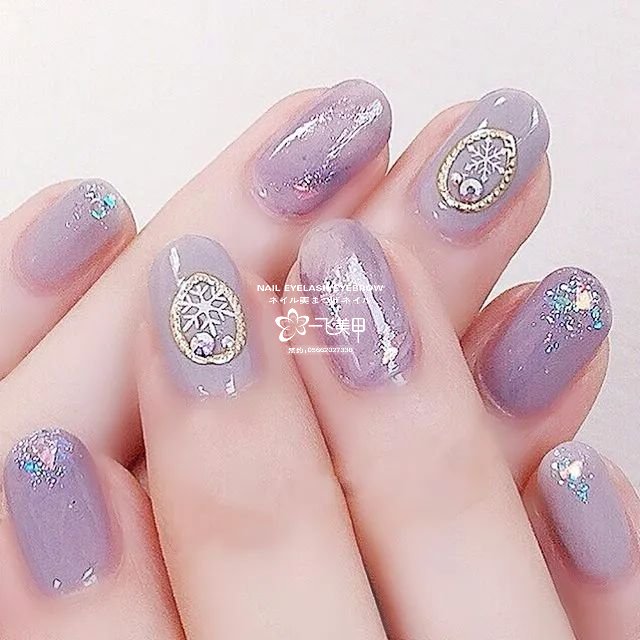 春天里我喜歡的淡紫色美甲