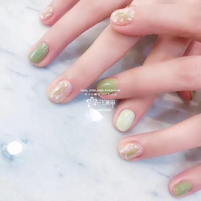 適合春天的3款綠色美甲，好養(yǎng)眼??！