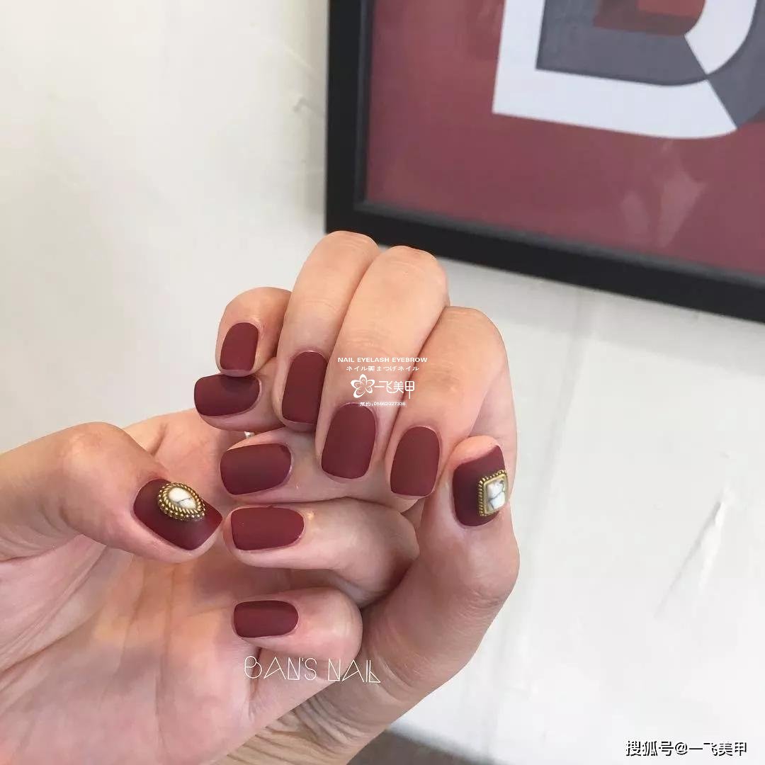 作為資深美甲師如何才能把美甲搭出高級感？