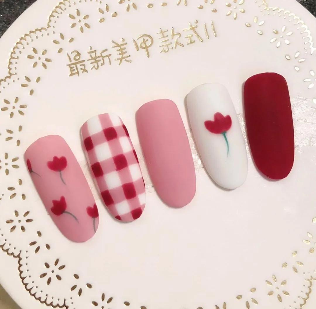 春夏交接的ins風(fēng)磨砂短款美甲，就是這么誘人
