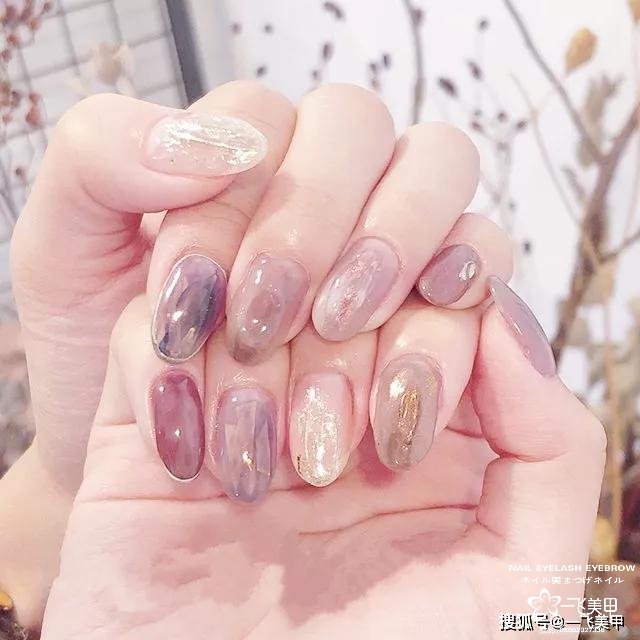 超仙氣的透感碎玻璃美甲，誰做誰美