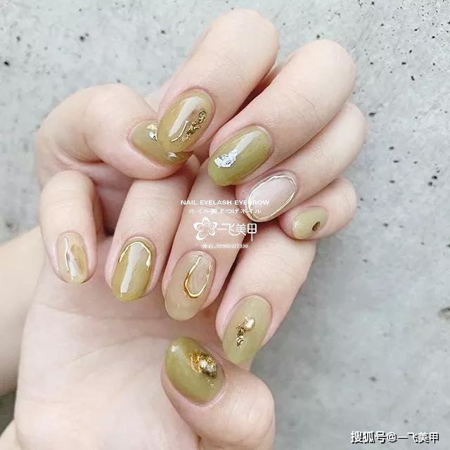 清新自然的大氣綠色系美甲推薦