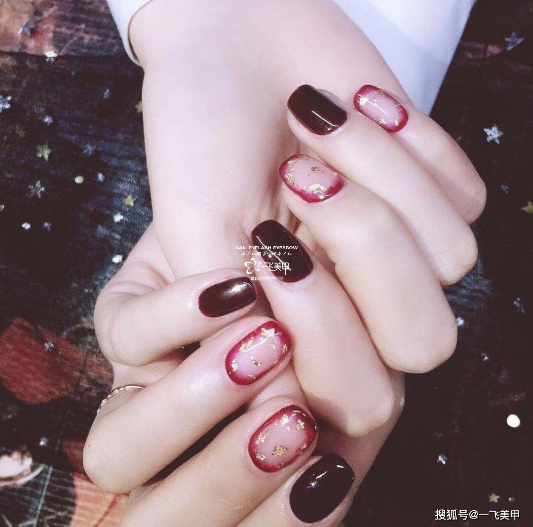 95%的人都會(huì)選擇的紅棕色美甲，太美了...