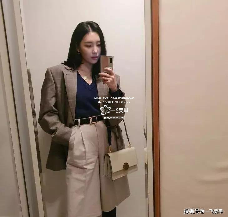 驚呆了！女明星宅在家做這件事瘦到了90斤，你們信不信？