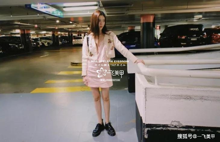驚呆了！女明星宅在家做這件事瘦到了90斤，你們信不信？