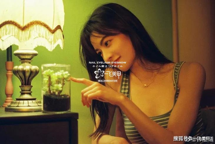 驚呆了！女明星宅在家做這件事瘦到了90斤，你們信不信？