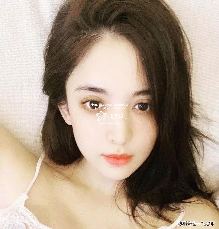 驚呆了！女明星宅在家做這件事瘦到了90斤，你們信不信？