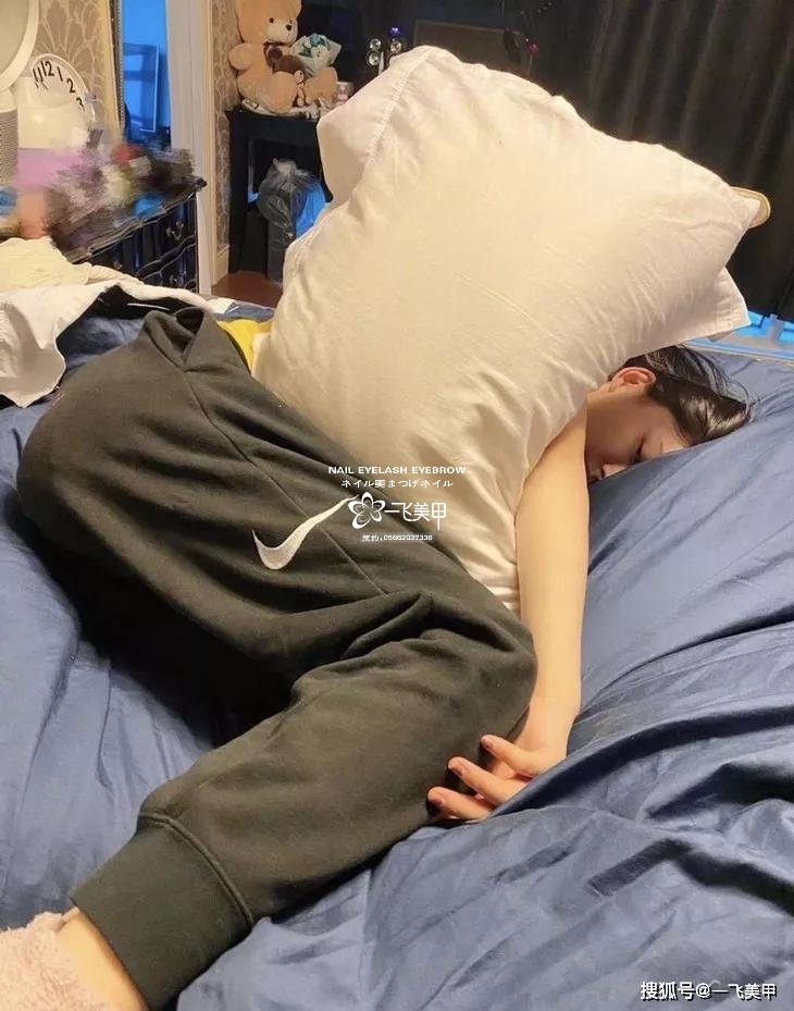 驚呆了！女明星宅在家做這件事瘦到了90斤，你們信不信？