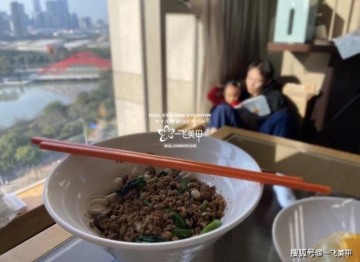 驚呆了！女明星宅在家做這件事瘦到了90斤，你們信不信？