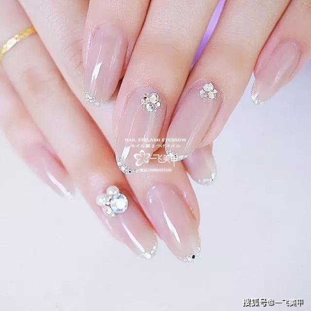 極簡風法式美甲！太高級了！