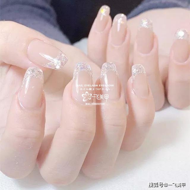 極簡風法式美甲！太高級了！