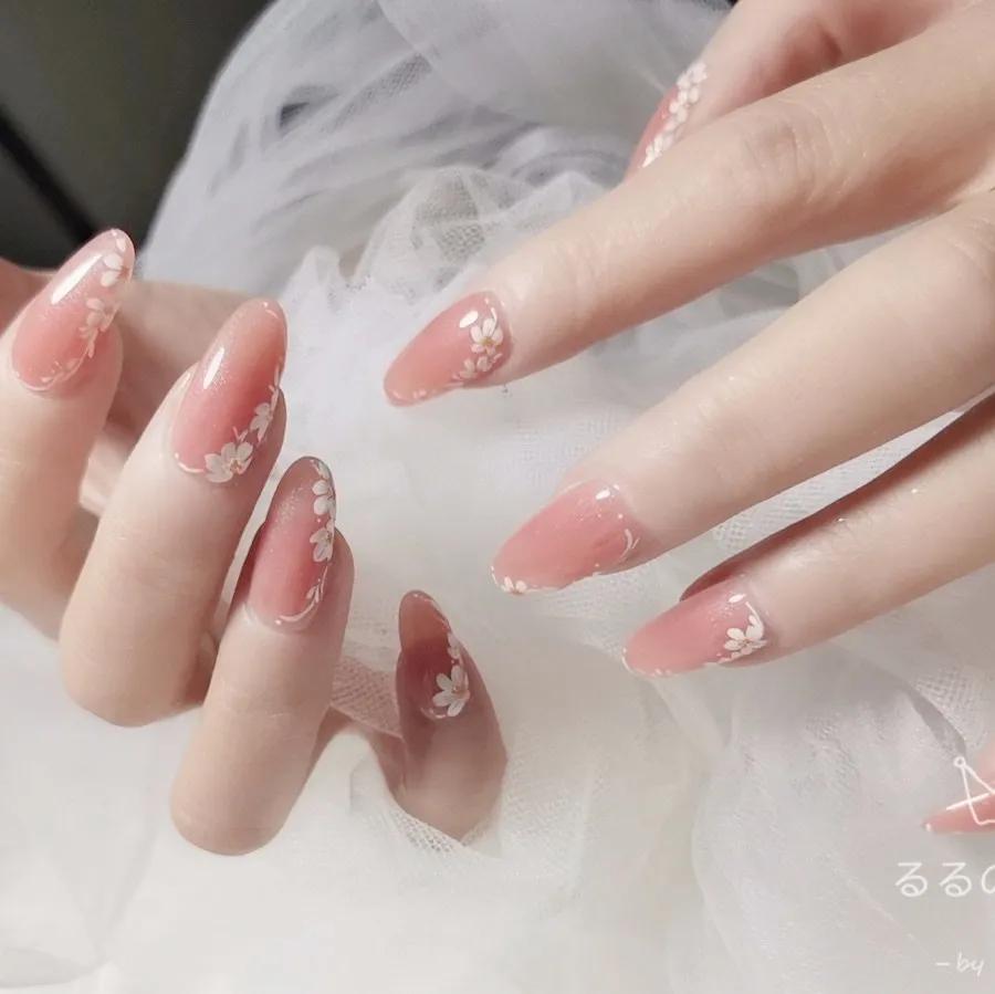 初春花卉美甲專場，海量款式讓你陶醉