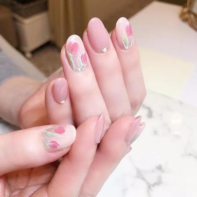 初春花卉美甲專場(chǎng)，海量款式讓你陶醉