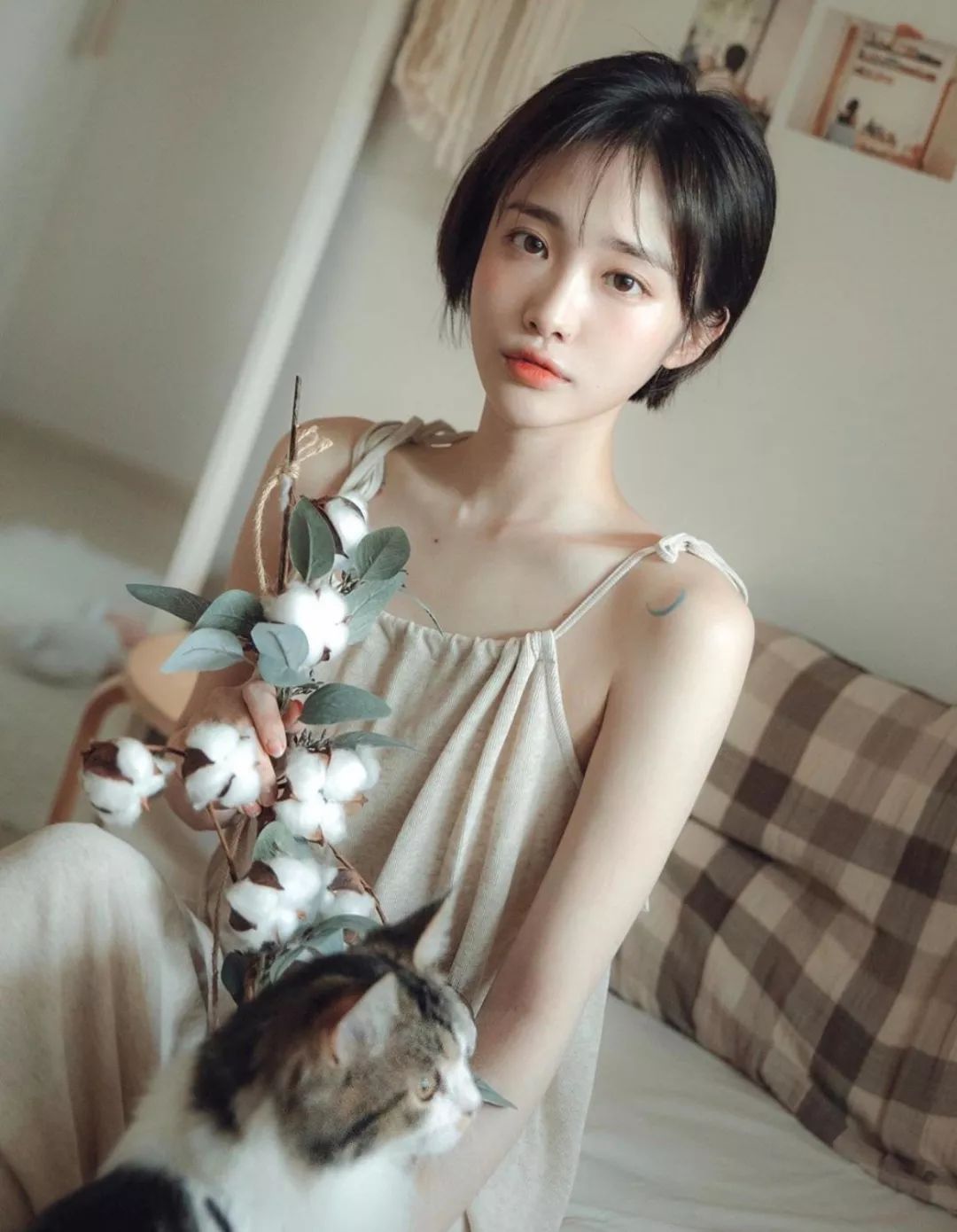 不要再亂剪頭發(fā)了 ！這4款發(fā)型巨洋氣 ！