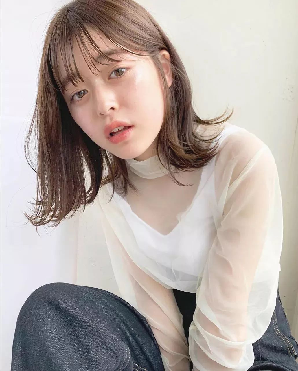女生氣質(zhì)齊肩小外翻