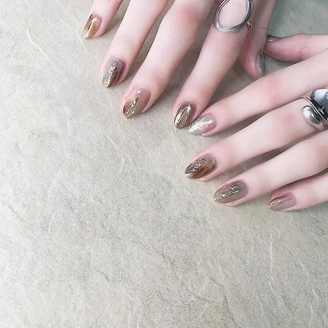 復(fù)古燙金美甲，美翻天了