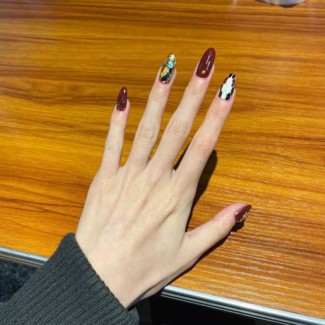 換新美甲款式，找不到美甲靈感？看看這里有沒有你喜歡的