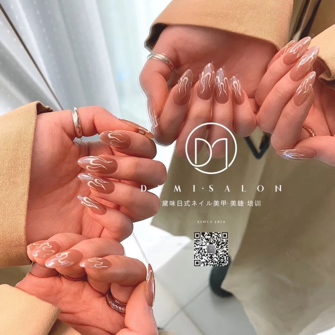 多達(dá)60款的歐美風(fēng)火焰美甲來啦！