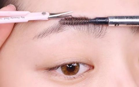 眉毛怎么都畫不好？你需要新手化妝專屬的畫眉教程！