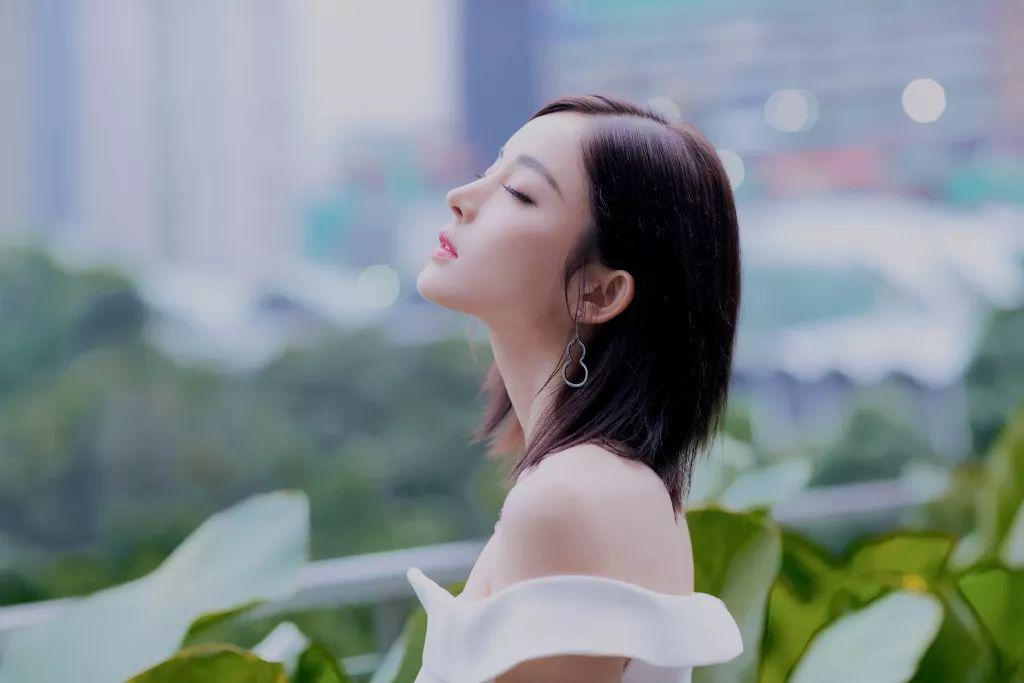發(fā)型圖片：開春最流行這4款發(fā)型！超適合圓臉、大臉、方臉！