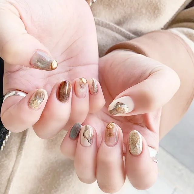 復(fù)古燙金美甲，美翻天了