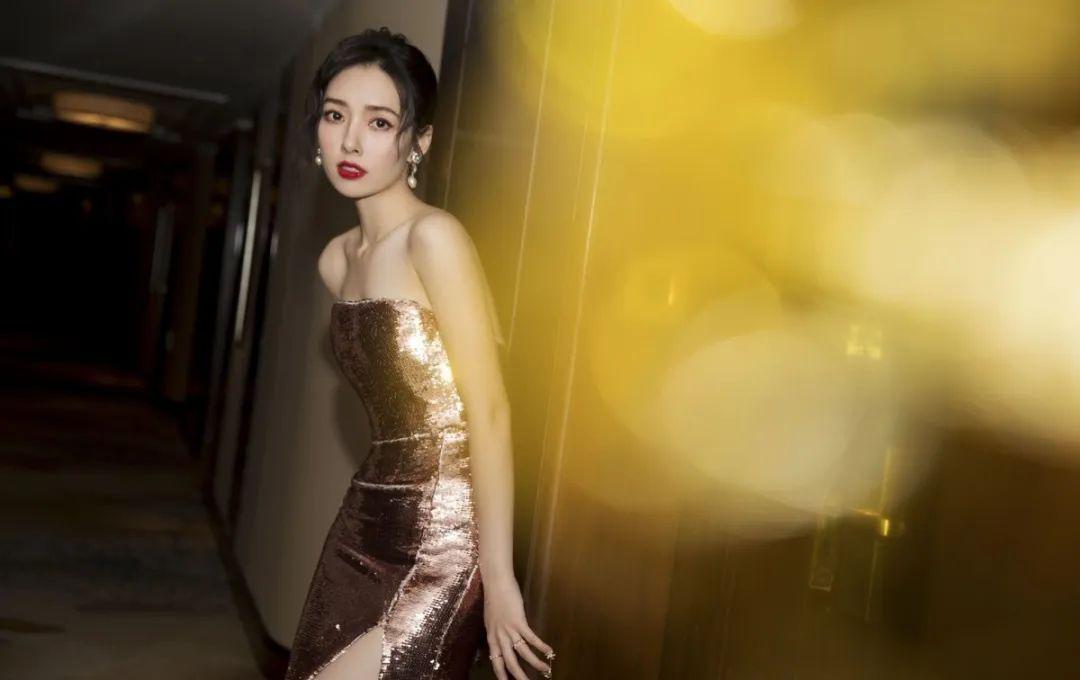 化妝：郭碧婷深夜發(fā)文暴露心聲，網友：豪門路不好走......