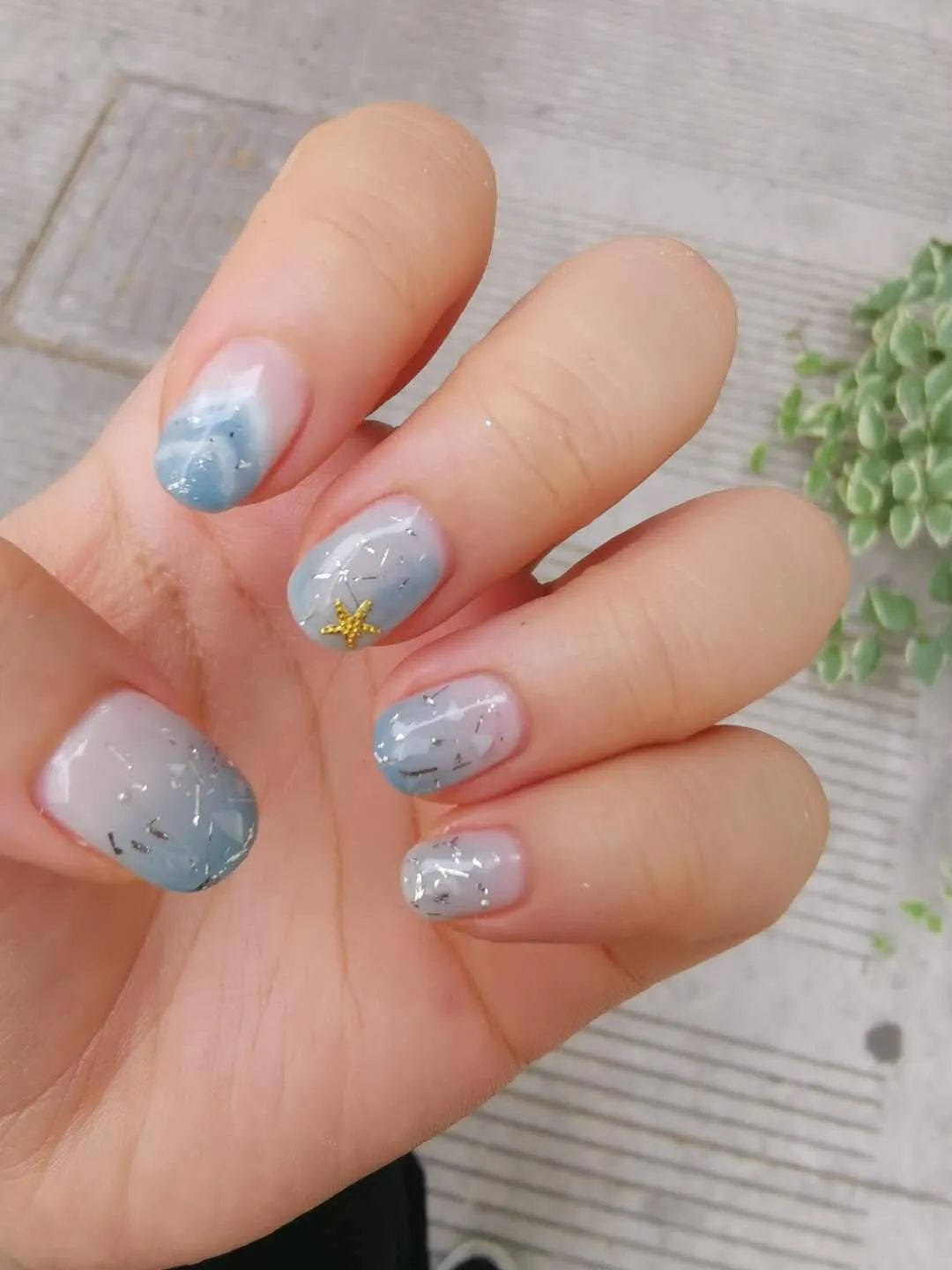 來(lái)看看大家最近都做了什么美甲款式