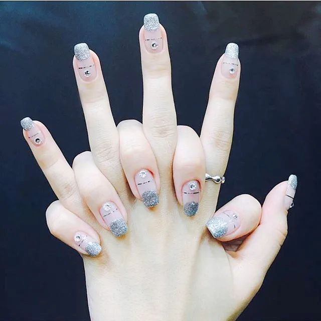 適合夏天做的法式美甲，不要太美哦