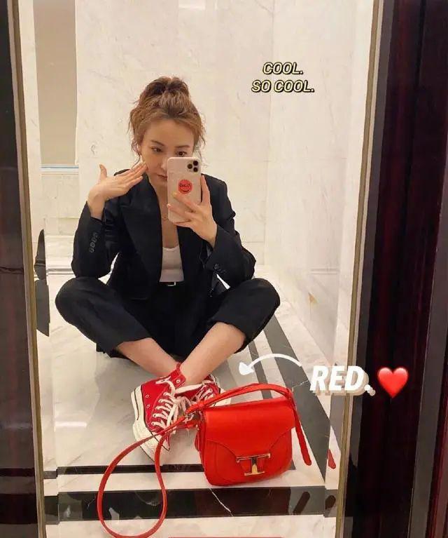 37歲吳昕變身穿搭博主，瘦下來以后衣品越來越在線，減齡又好看