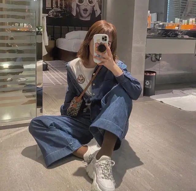 37歲吳昕變身穿搭博主，瘦下來以后衣品越來越在線，減齡又好看
