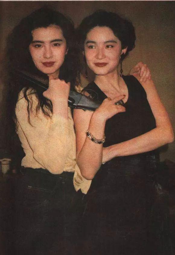 少女風(fēng)out港風(fēng)崛起，簡(jiǎn)直好看到爆