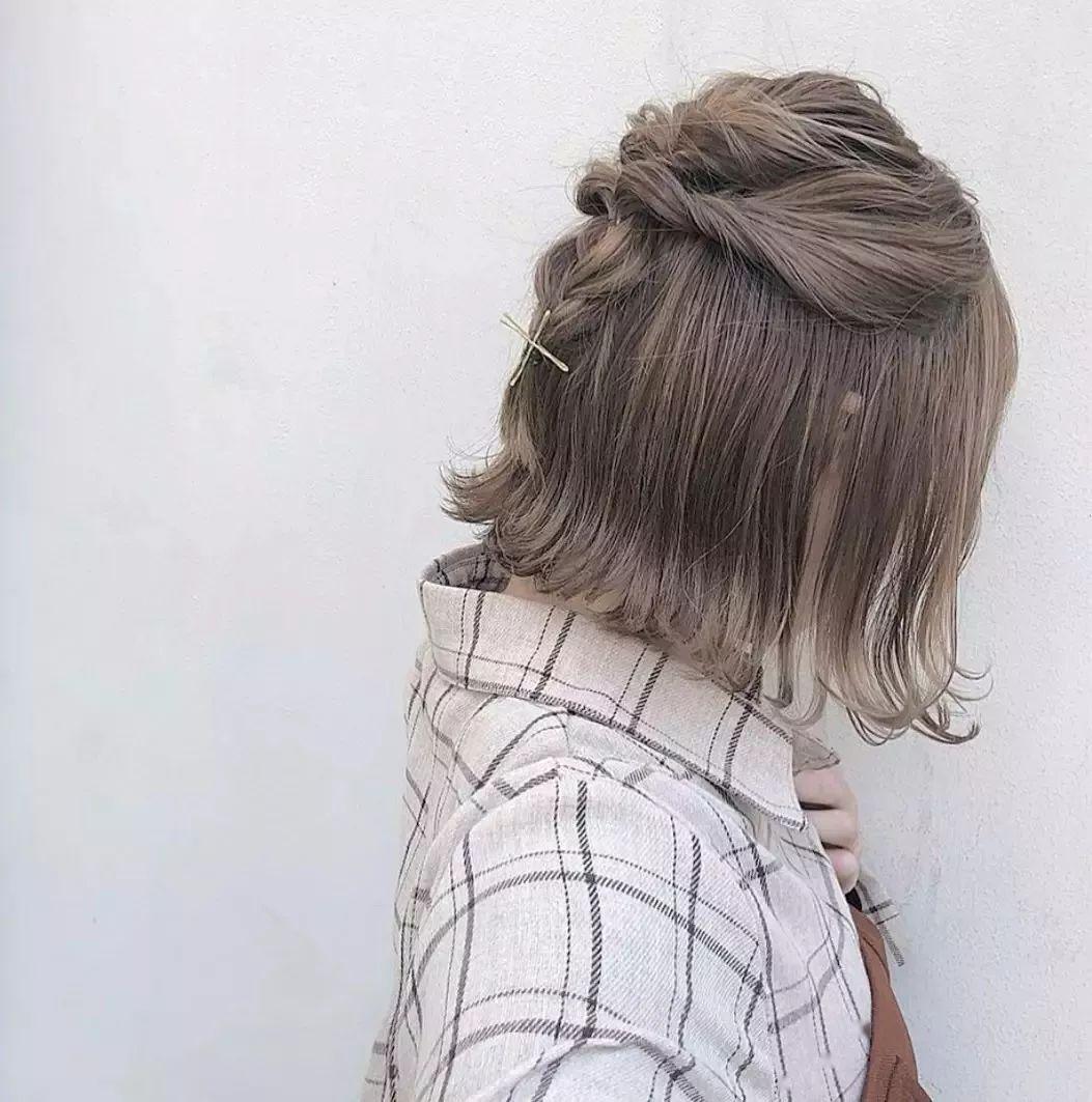 出街必備的仙女發(fā)型，時髦又清爽