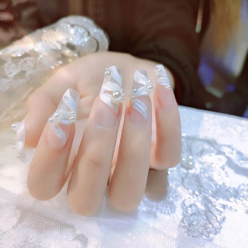 會做這款美甲的，都是仙女吧