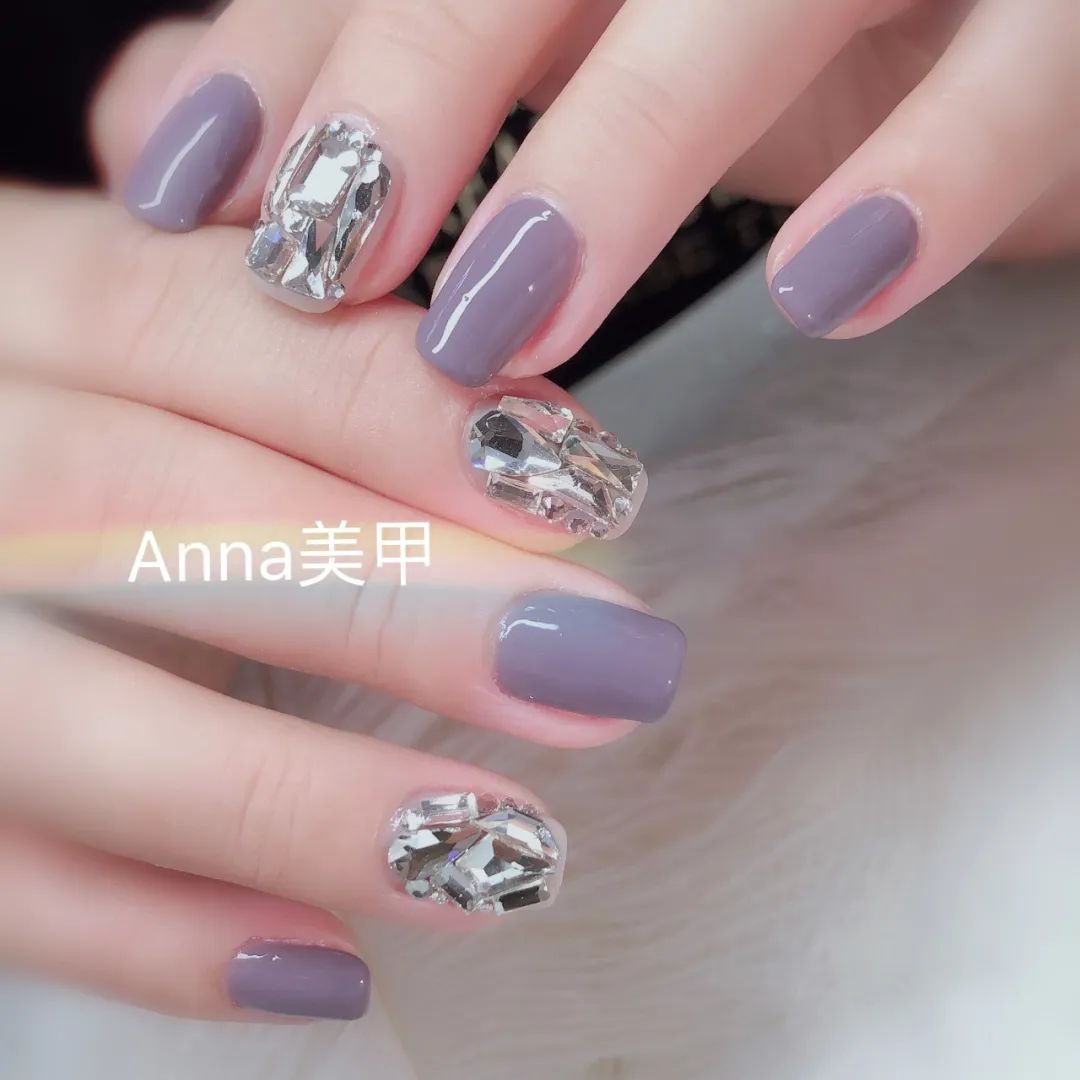 精選70款好看的美甲圖片！2020流行的款式BlingBling她來(lái)啦！