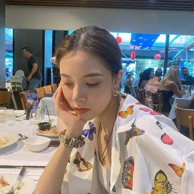“蝴蝶元素”這么土！憑什么火起來(lái)了？