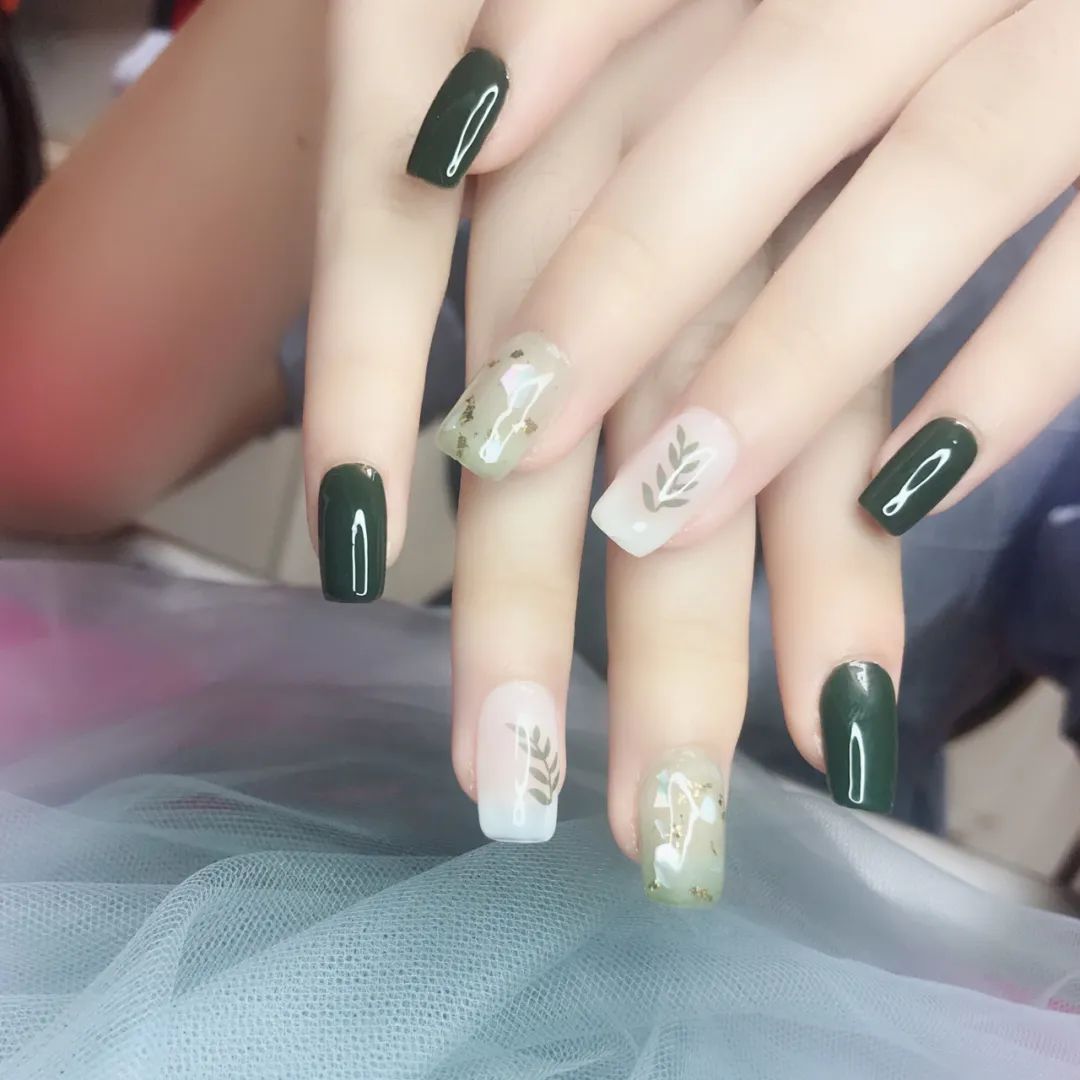 超顯手白！承包一個夏天的美甲全在這里了