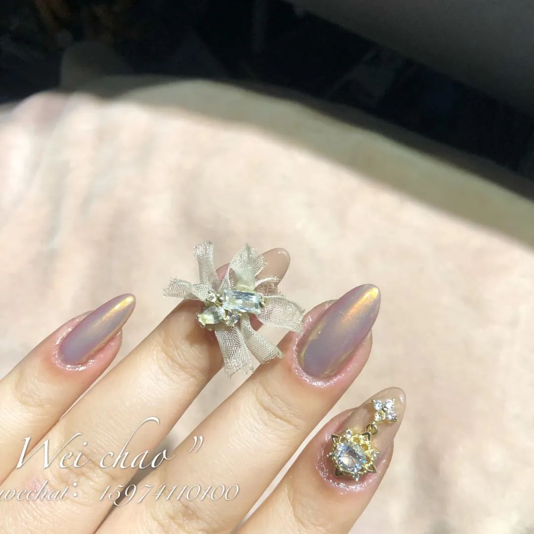 網(wǎng)紅輕奢風(fēng)美甲，自帶壕氣的高級美