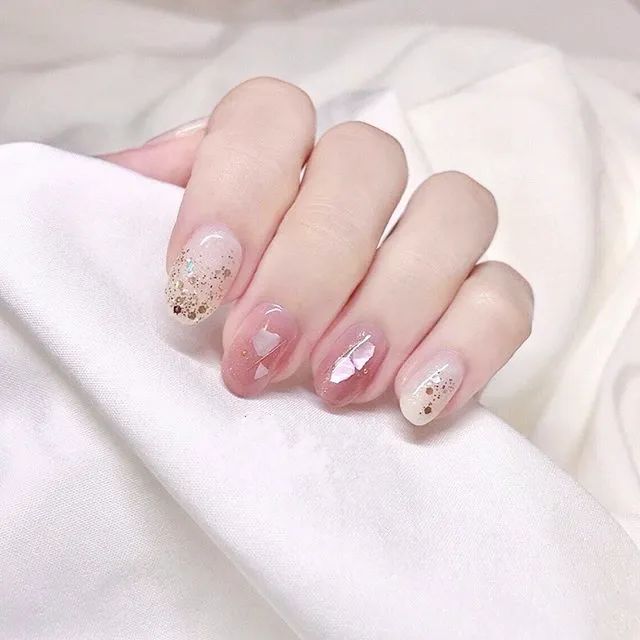 橢圓形指甲最適合的美甲款式！